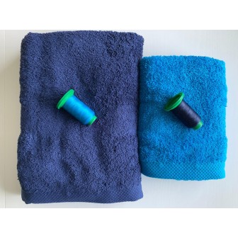 Ensemble bleu turquoise, bleu marine