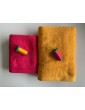 Ensemble fushia, jaune soleil