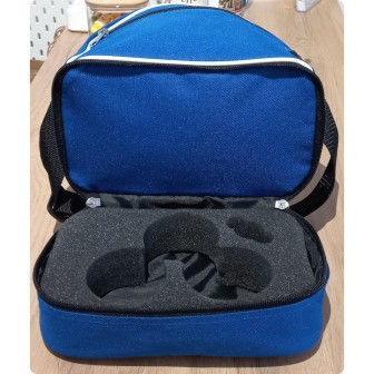 Intérieur du sac de pétanque bleu royal pour 3 boules